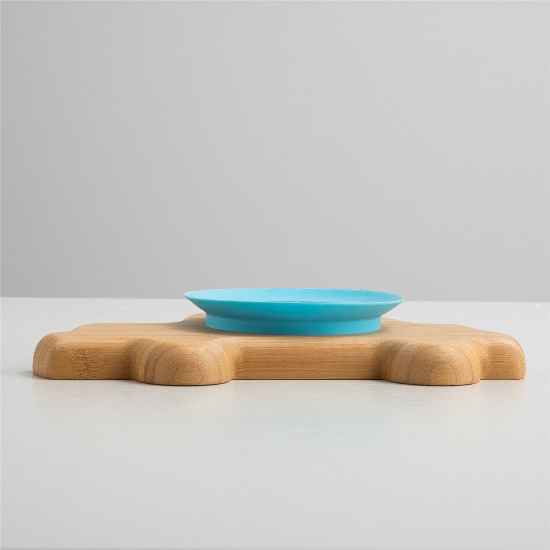 Деревянная тарелка из бамбука на присоске Машина + ложечка, голубая