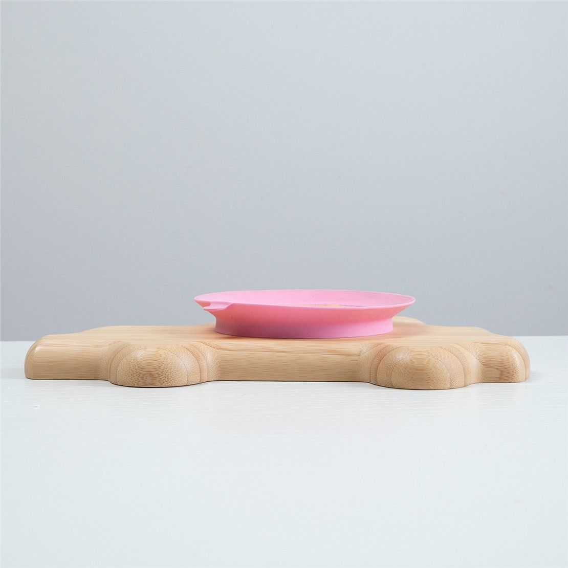 Деревянная тарелка из бамбука на присоске Машина + ложечка, розовая