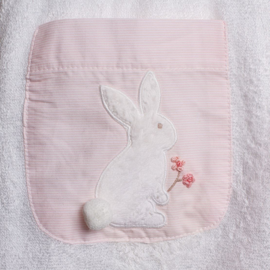 Детский халат для девочки Rosa, c 3D Кроликом и ручной вышивкой, белый
