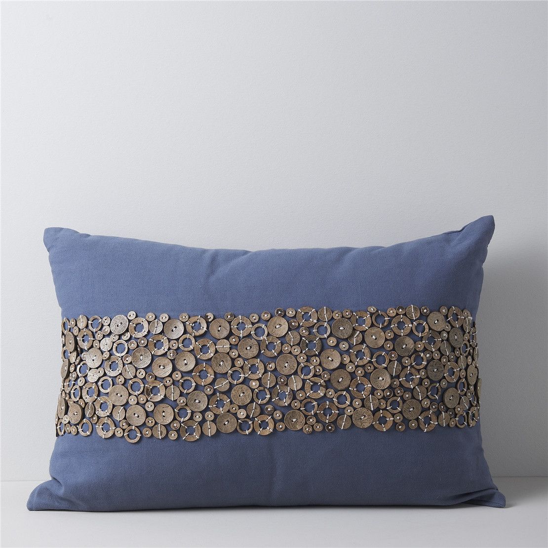 Декоративна подушка ручної роботи дизайн гудзики 40*60 Petra синя