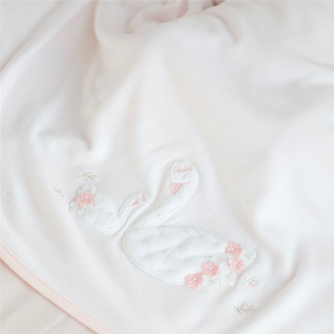 Набір для новонародженої дівчинки Swan, 50-56 см, 6 одиниць, рожево-білий