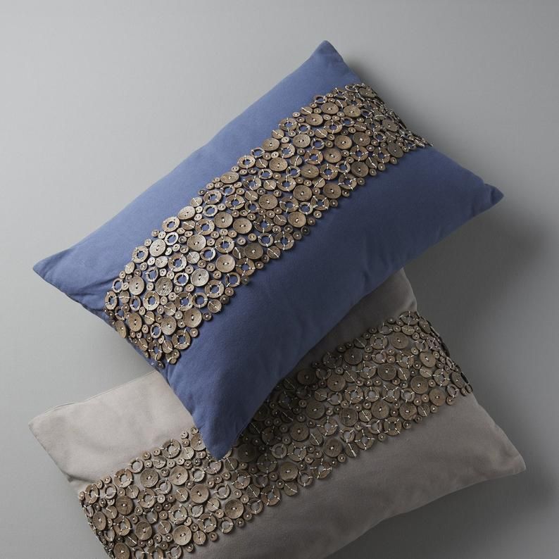 Декоративная подушка ручной работы дизайн пуговицы 40*60 Petra синяя