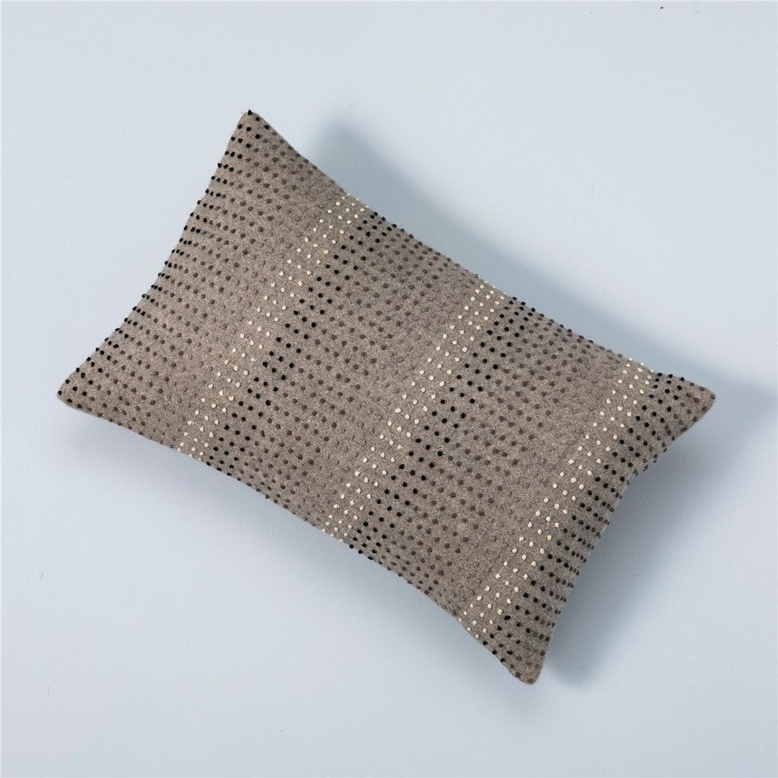 Декоративна подушка сіра із вовни 30*50 Clump