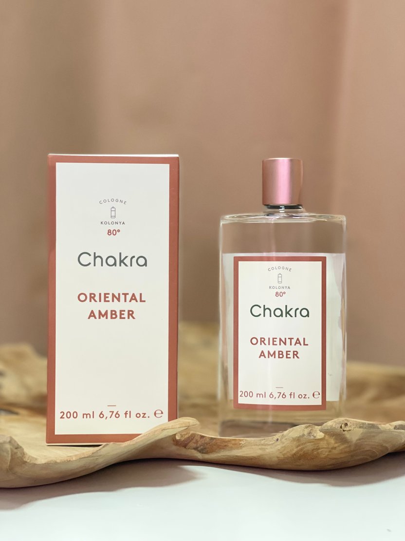 Санитайзер для рук ароматизированный 80% спирта Oriental Amber