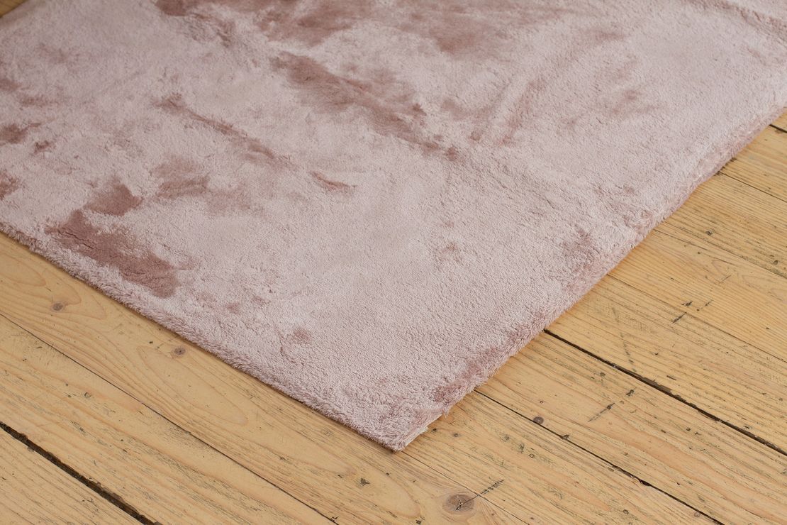 Вишуканий килим з натурального шовку та тенселу SIODA, 80x150 cм, пудра