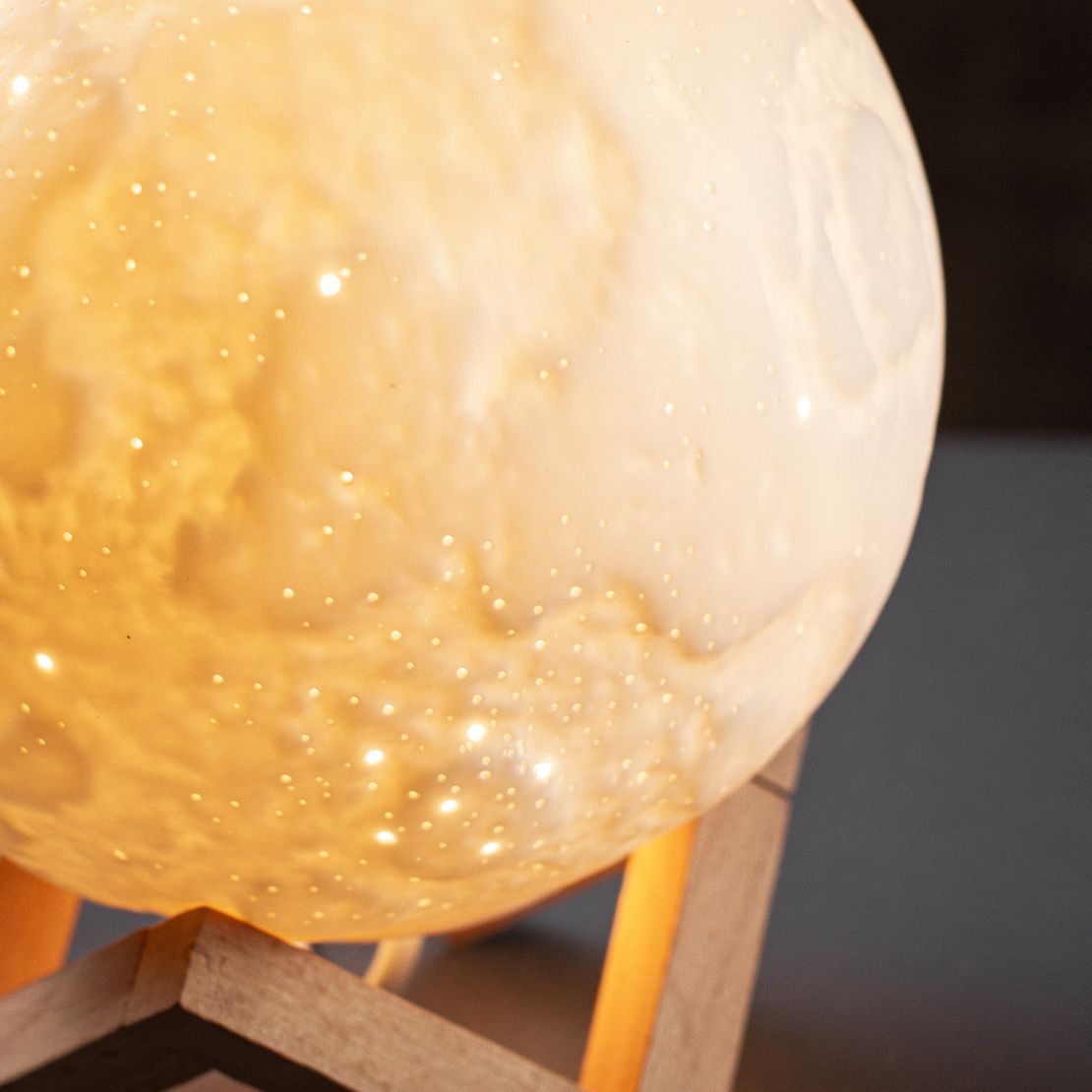 Настільна порцелянова лампа-нічник "Місячна куля", ручна робота, з регулюванням кольору освітлення 16 кольорів!